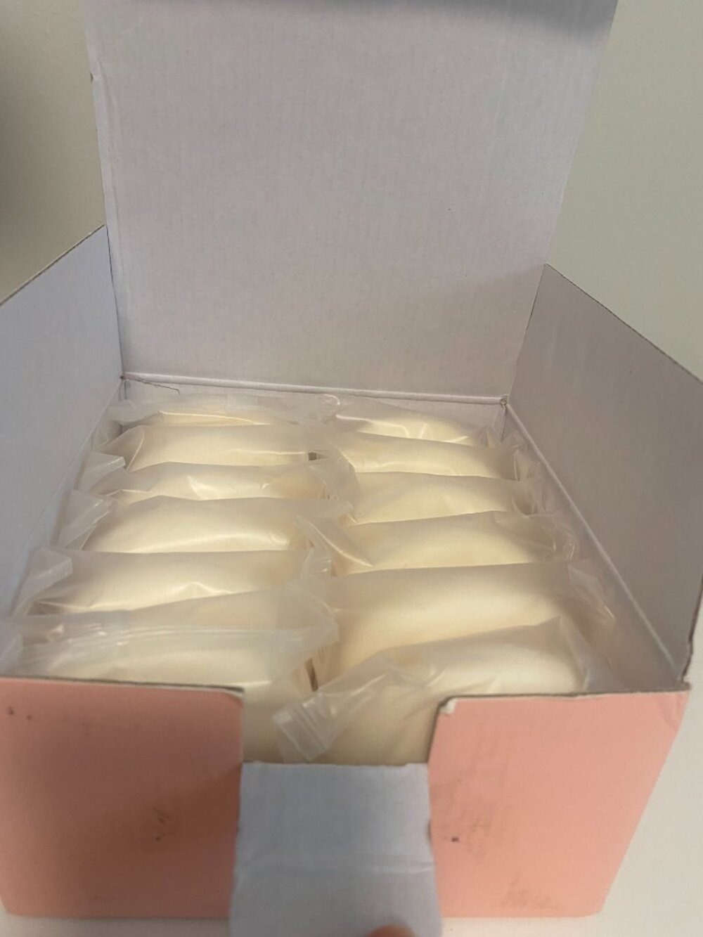 12 bars Natural Peach Hand and body Soap - Peach NIB - Picture 4 of 4